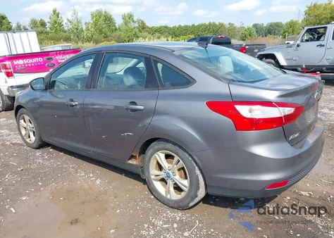 2014 Ford Focus Se z USA, uszkodzony, nr VIN 1FADP3F20EL142660